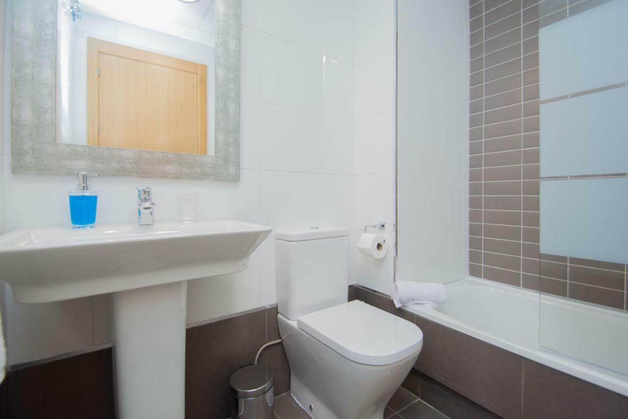Enjoygranada Arabial 5A - Pool & Free Parking Apartment Luaran gambar